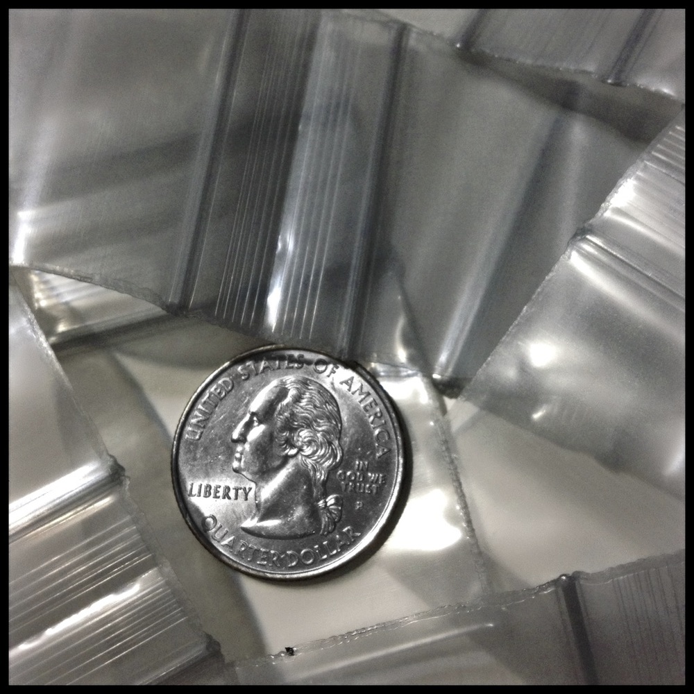 Silver Colored Color Apple Brand 200 Baggies